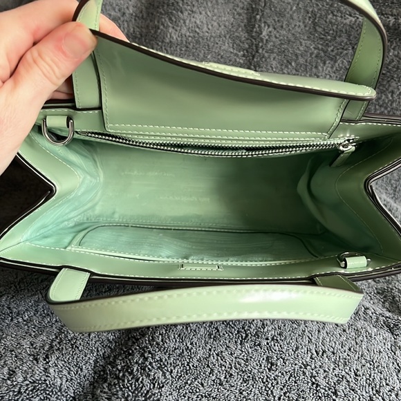 Kate spade tote - Picture 6 of 10